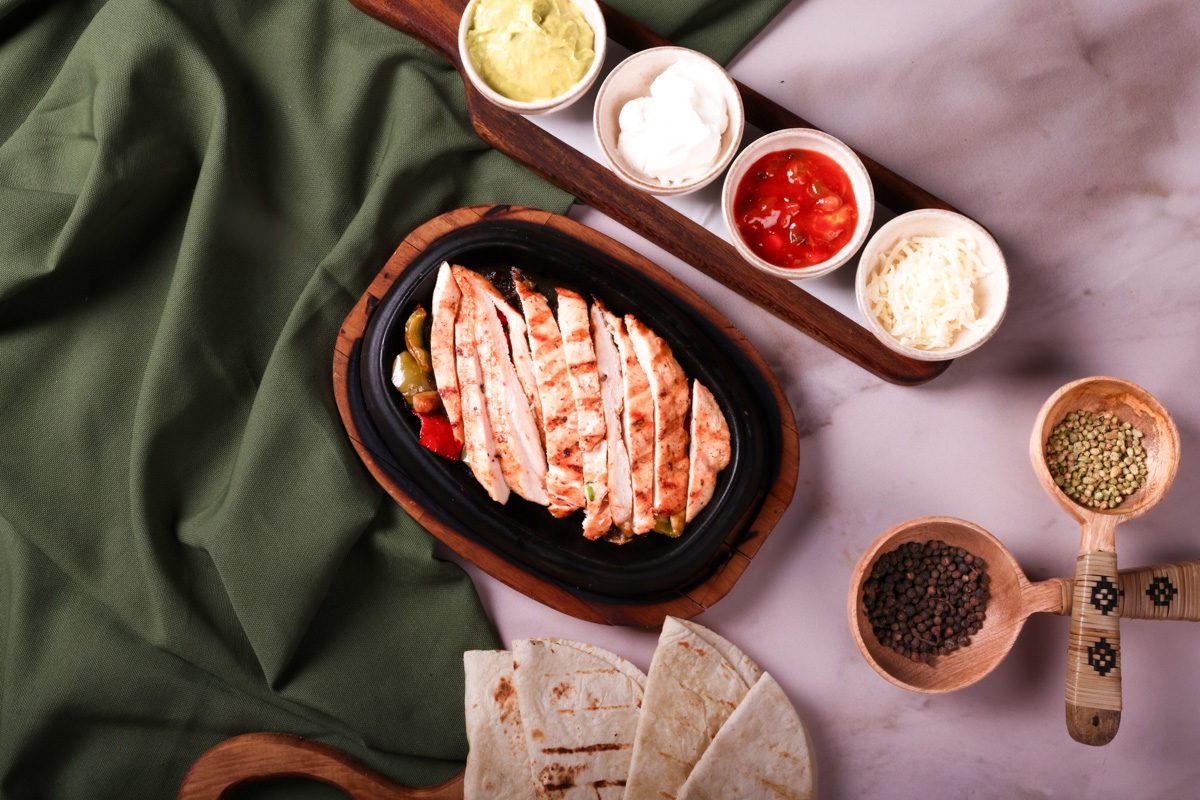TAVUKLU FAJITA
